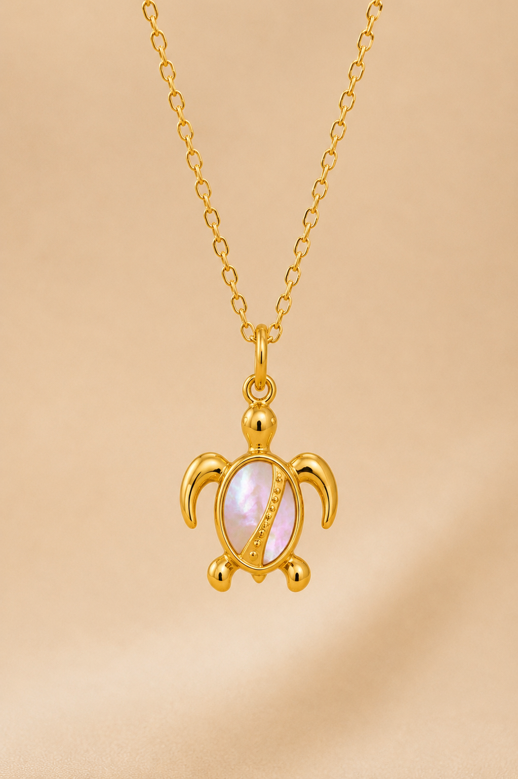 C-051 charm Tortue nacrée