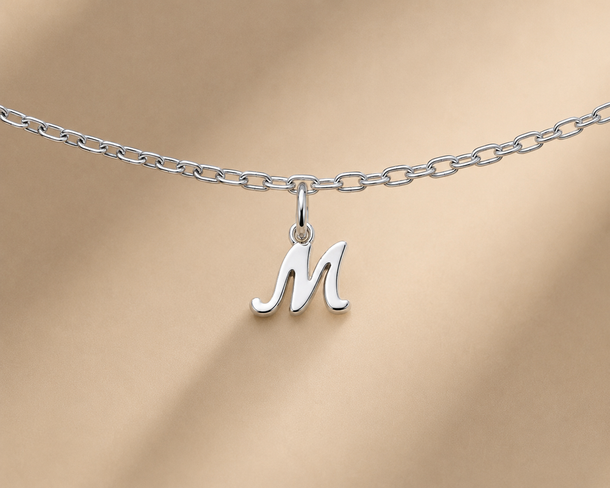 C-006 Charm lettre argent
